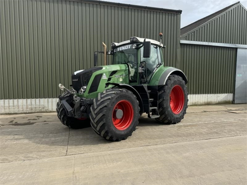 Fendt Fendt 828 ECR Vario Profi Plus **Video Below** - Traktors: foto 1 Fendt Fendt 828 ECR Vario Profi Plus **Video Below** - Traktors: foto 1
