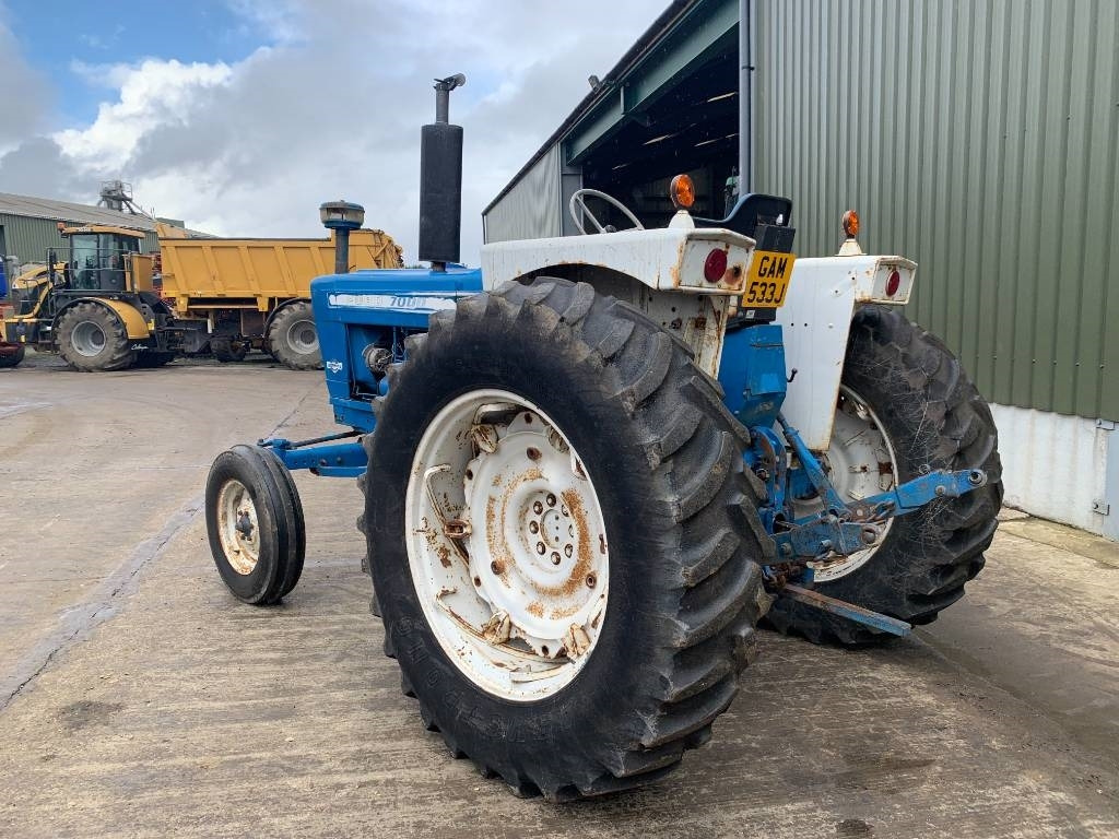 Ford 7000 - Traktors: foto 3 Ford 7000 - Traktors: foto 3