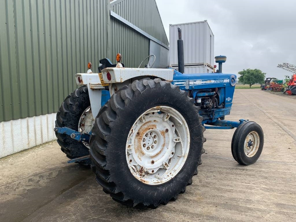 Ford 7000 - Traktors: foto 4 Ford 7000 - Traktors: foto 4