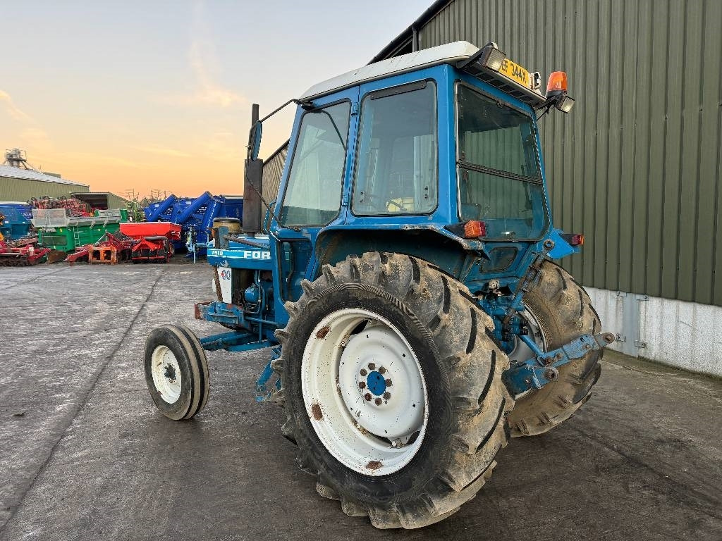 Ford 7610 2wd - Traktors: foto 2 Ford 7610 2wd - Traktors: foto 2