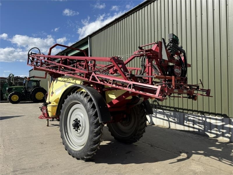 Hardi Hardi Navigator 3000 24m Trailed Sprayer - Uzkarināmais miglotājs: foto 2 Hardi Hardi Navigator 3000 24m Trailed Sprayer - Uzkarināmais miglotājs: foto 2