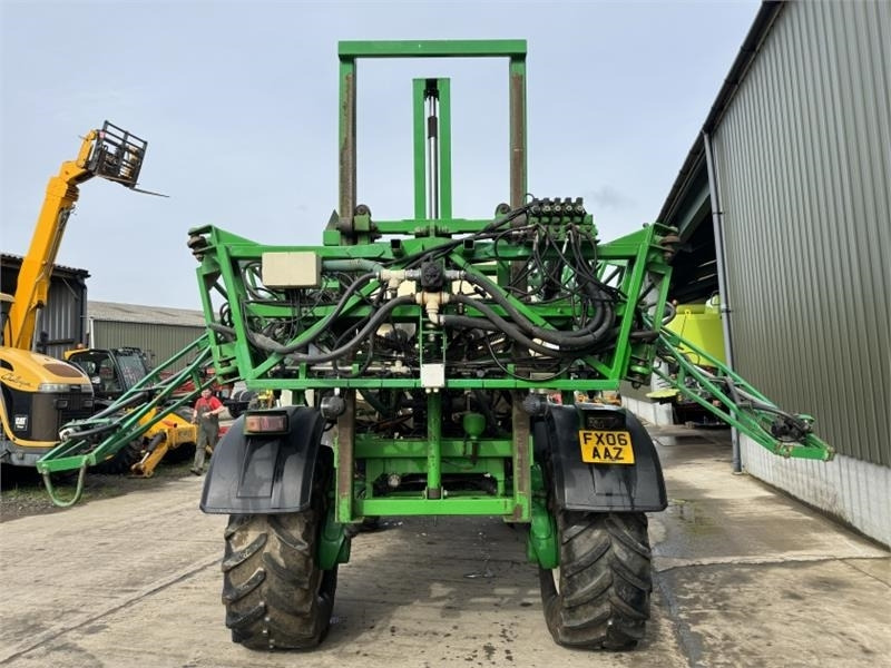 Househam Househam Air Ride 3000L Self Propelled Sprayer - Uzkarināmais miglotājs: foto 5 Househam Househam Air Ride 3000L Self Propelled Sprayer - Uzkarināmais miglotājs: foto 5