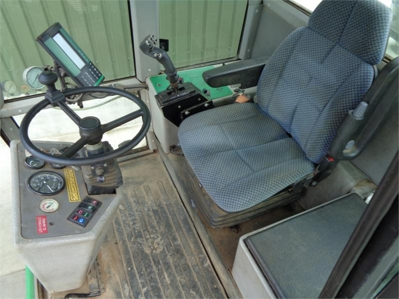 Househam Househam Imp 28/24 M Self-Propelled Sprayer *Video - Uzkarināmais miglotājs: foto 4 Househam Househam Imp 28/24 M Self-Propelled Sprayer *Video - Uzkarināmais miglotājs: foto 4