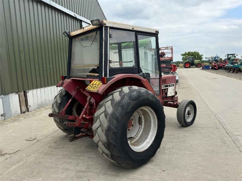 International 533 Tractor - Traktors: foto 4 International 533 Tractor - Traktors: foto 4