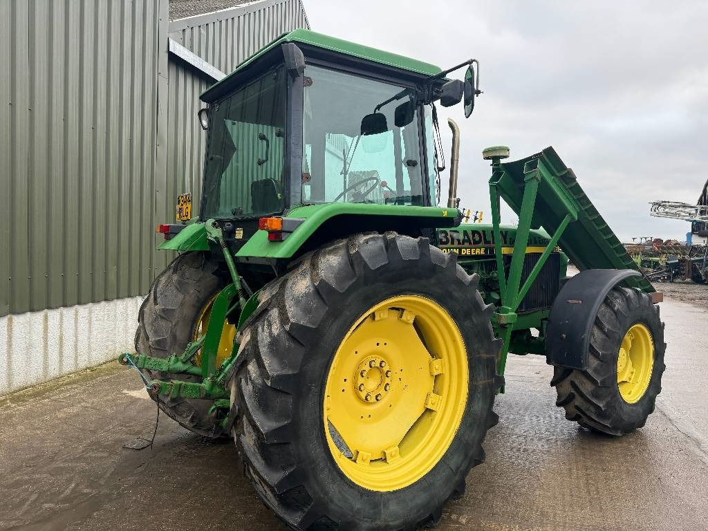 John Deere 3650 - Traktors: foto 4 John Deere 3650 - Traktors: foto 4