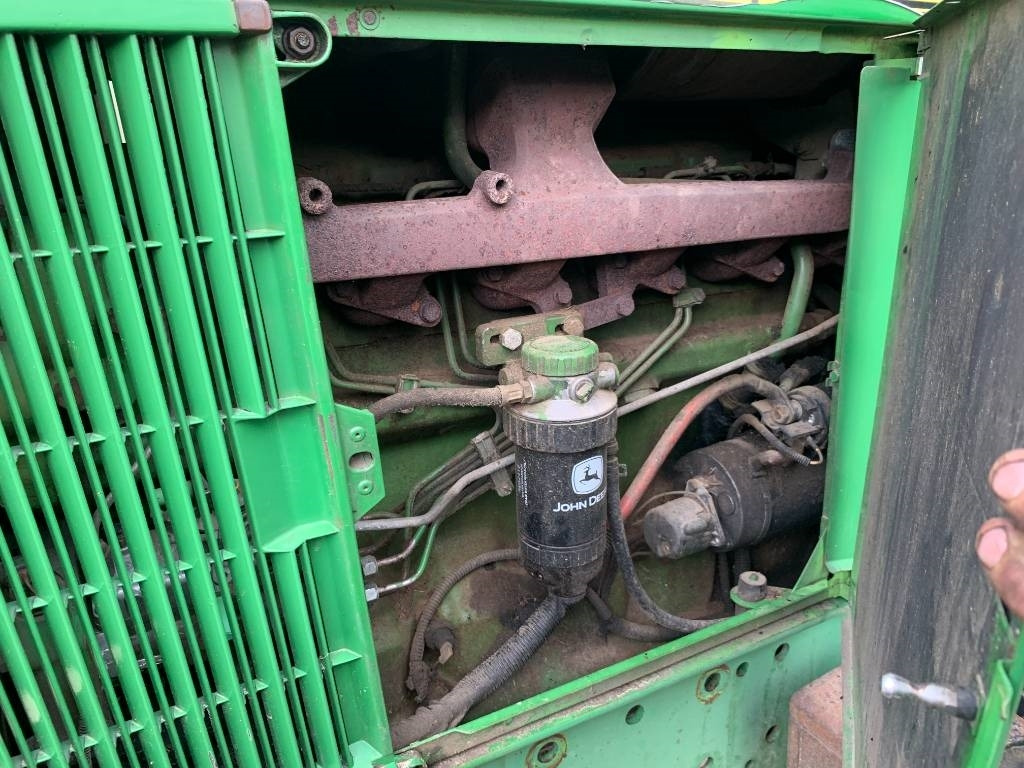Traktors John Deere 6800: foto 15