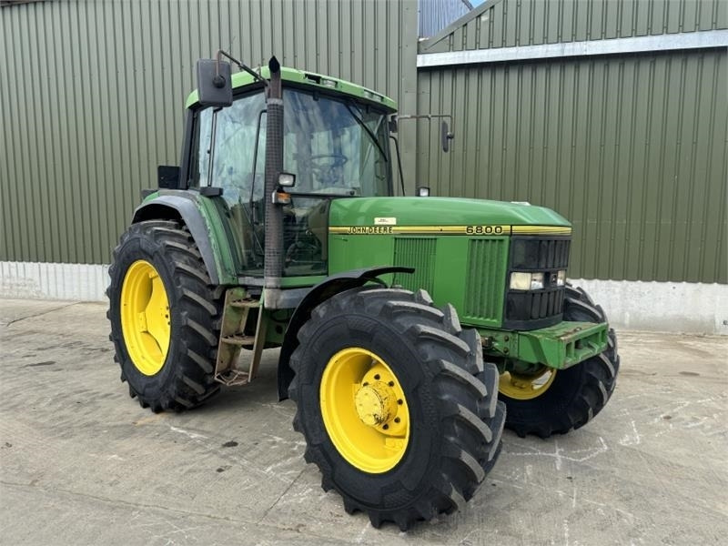 John Deere 6800 Tractor - Traktors: foto 3 John Deere 6800 Tractor - Traktors: foto 3