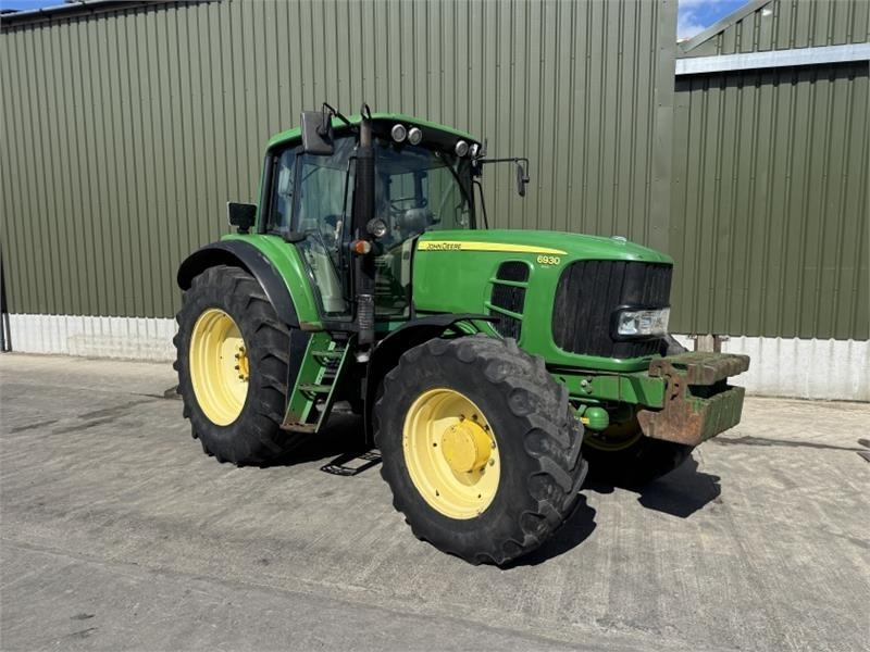 John Deere 6930 Premium - Traktors: foto 3 John Deere 6930 Premium - Traktors: foto 3