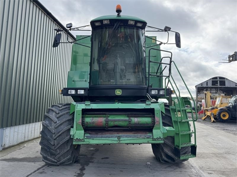 John Deere John Deere 1550 WTS c/w 620R Header - Kombainu papildaprīkojums: foto 5 John Deere John Deere 1550 WTS c/w 620R Header - Kombainu papildaprīkojums: foto 5
