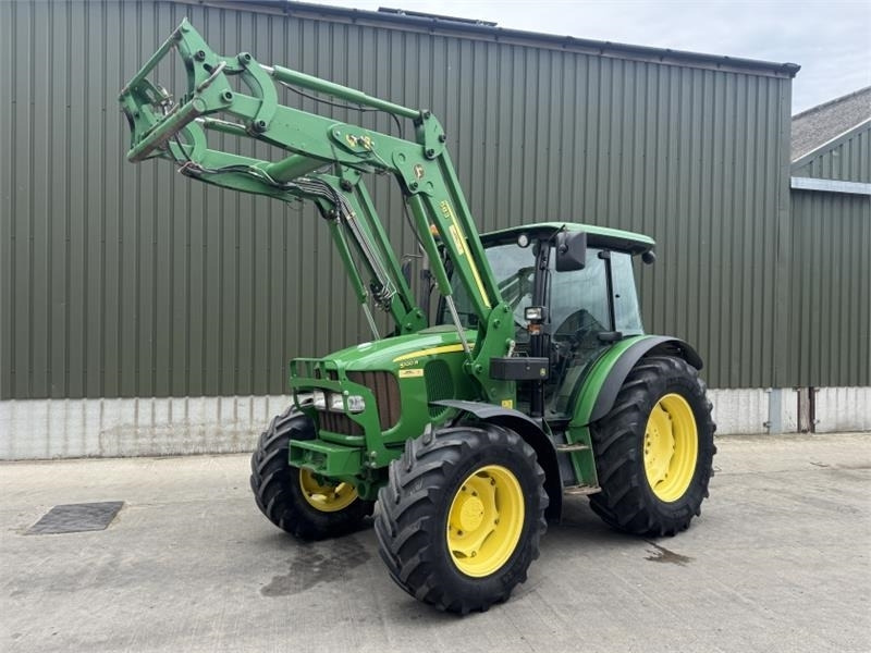 John Deere John Deere 5100R c/w 583 Loader **Low Hours** - Traktors: foto 1 John Deere John Deere 5100R c/w 583 Loader **Low Hours** - Traktors: foto 1
