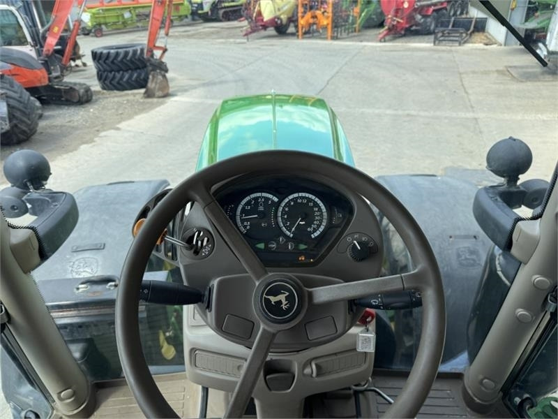 Traktors John Deere John Deere 6215R Autopower: foto 23