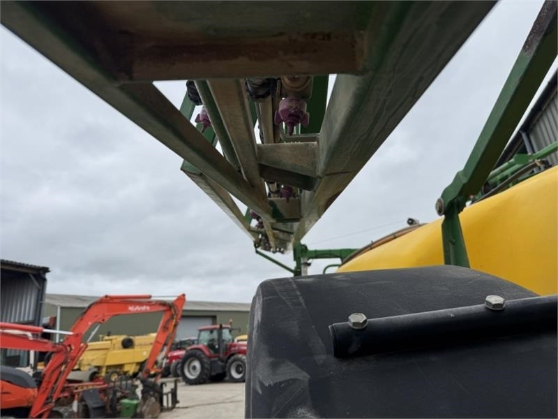Uzkarināmais miglotājs John Deere John Deere 732 Trailed Sprayer: foto 19