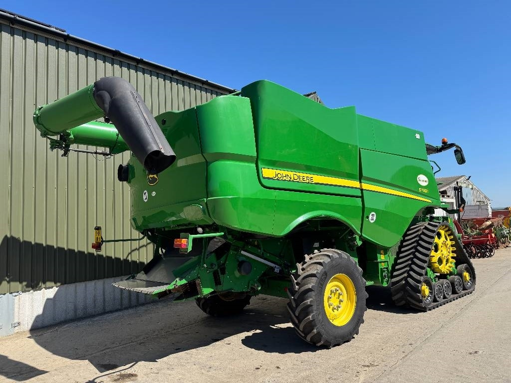 John Deere S790i c/w 735D Hydra Float - Labības kombains: foto 4 John Deere S790i c/w 735D Hydra Float - Labības kombains: foto 4