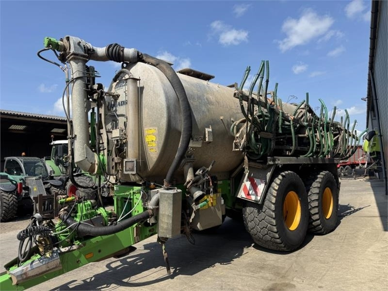 Joskin Joskin Quadra 18000 TS Slurry Tanker - Šķidrmēslu muca: foto 4 Joskin Joskin Quadra 18000 TS Slurry Tanker - Šķidrmēslu muca: foto 4