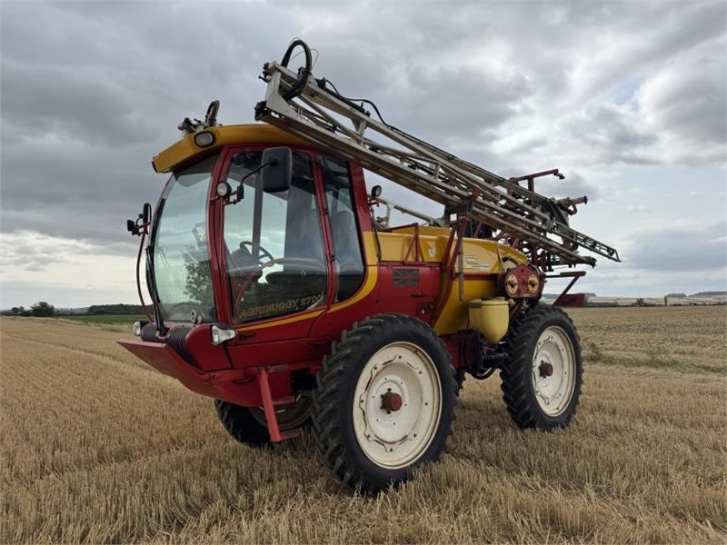 Kellands Kellands Agri Buggy 2700 24m - Uzkarināmais miglotājs: foto 1 Kellands Kellands Agri Buggy 2700 24m - Uzkarināmais miglotājs: foto 1