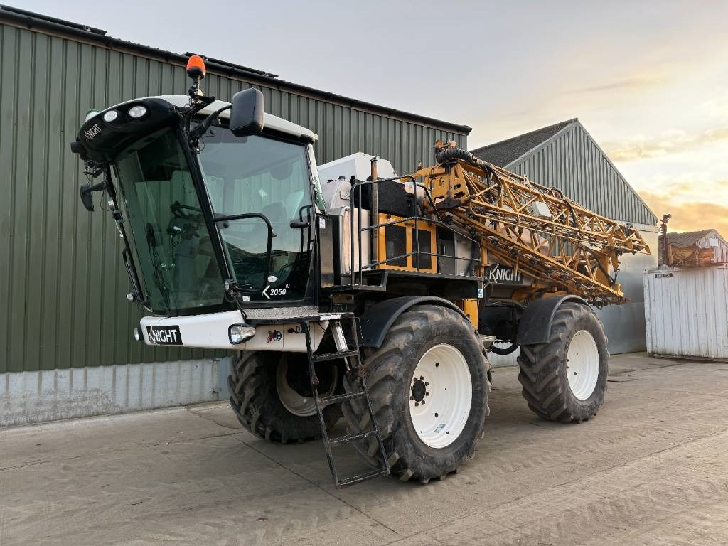 Knight 2050 36 Meter Self-Propelled Sprayer - Pašgājējmiglotājs: foto 2 Knight 2050 36 Meter Self-Propelled Sprayer - Pašgājējmiglotājs: foto 2