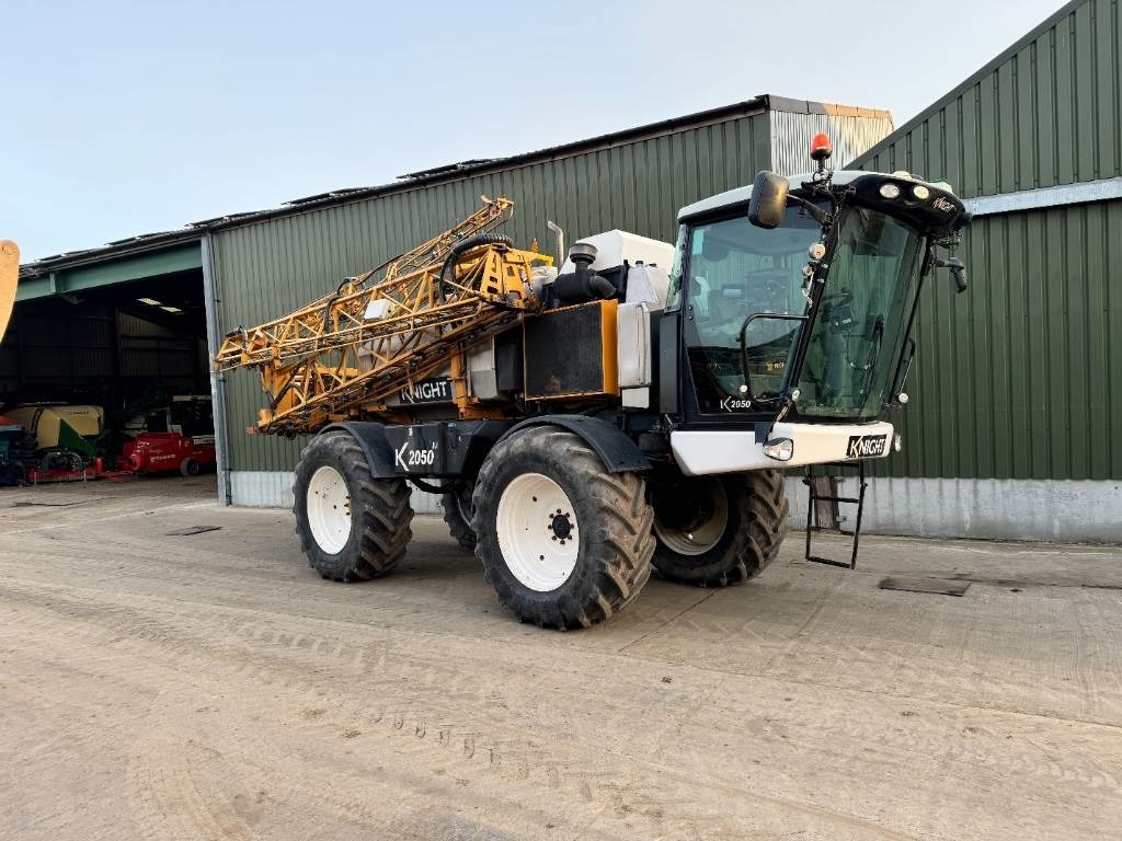 Knight 2050 36 Meter Self-Propelled Sprayer - Pašgājējmiglotājs: foto 1 Knight 2050 36 Meter Self-Propelled Sprayer - Pašgājējmiglotājs: foto 1