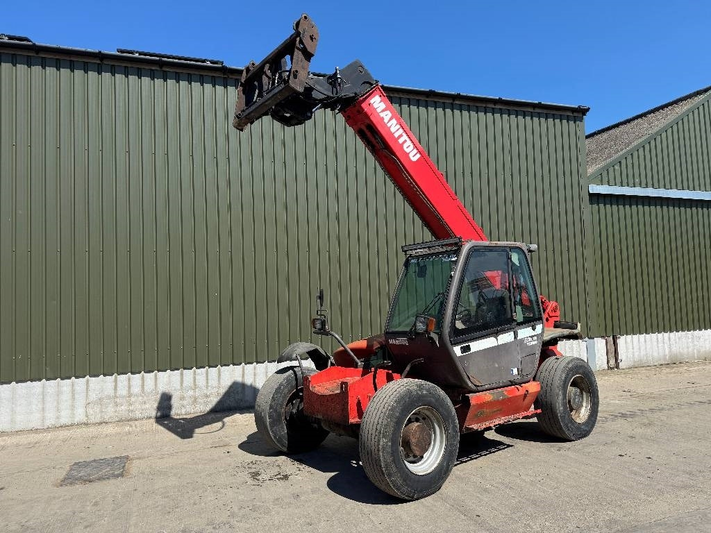 Manitou MLT 845-120 LSU Turbo - Teleskopiskais iekrāvējs: foto 3 Manitou MLT 845-120 LSU Turbo - Teleskopiskais iekrāvējs: foto 3