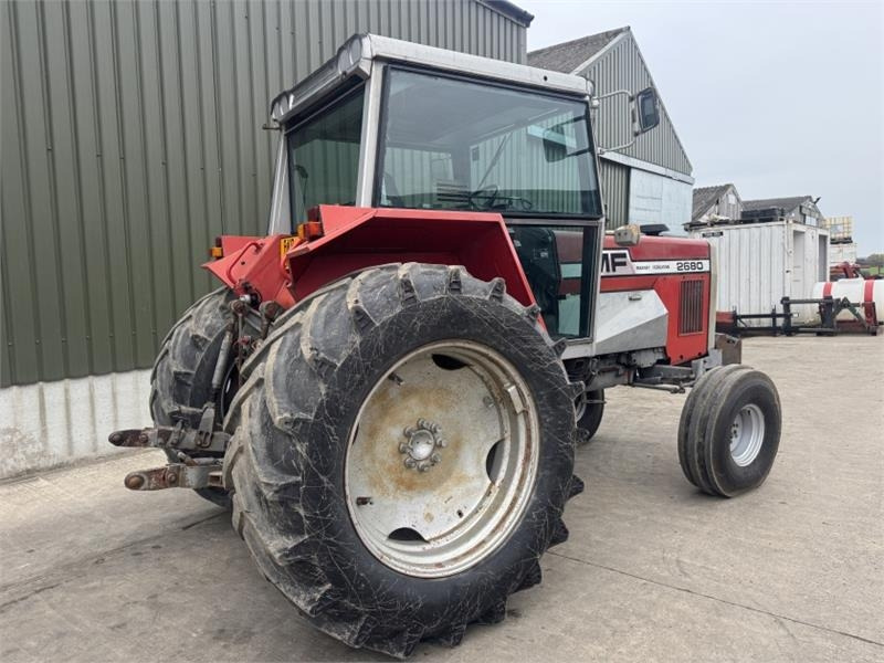 Massey Ferguson 2680 2WD **Low Hours** - Traktors: foto 4 Massey Ferguson 2680 2WD **Low Hours** - Traktors: foto 4