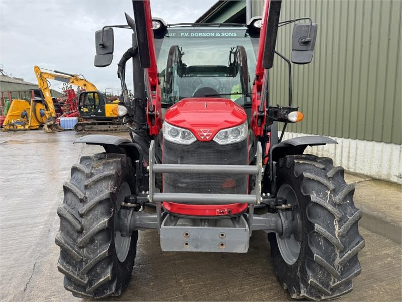 Massey Ferguson 4710 c/w FL.3522 Loader **Low Hours** - Traktors: foto 5 Massey Ferguson 4710 c/w FL.3522 Loader **Low Hours** - Traktors: foto 5