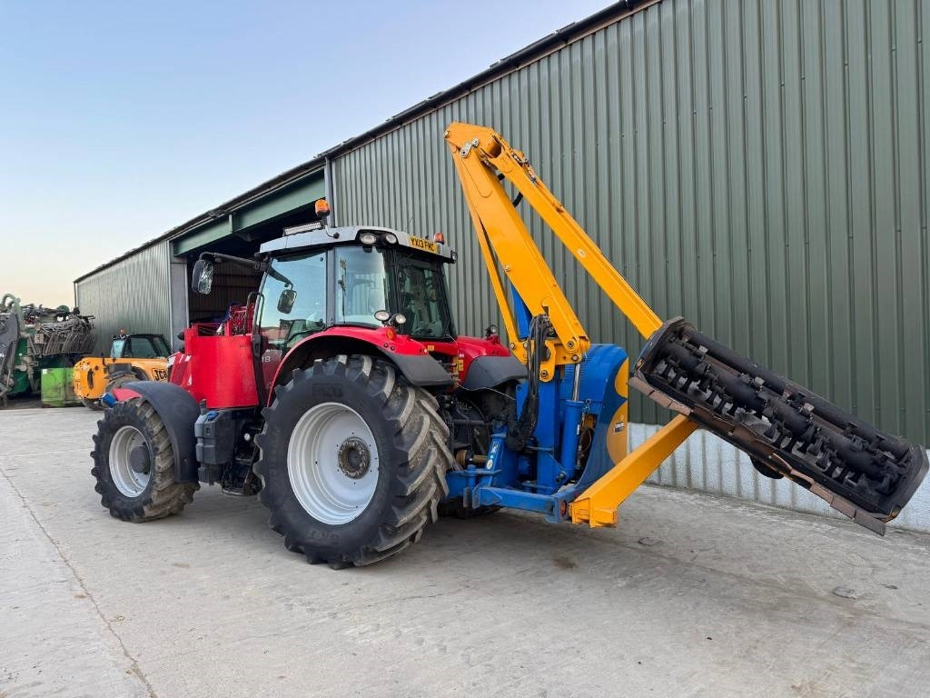 Massey Ferguson 7618 Dyna VT c/w Bomford Falcon Evo 6.5 - Traktors: foto 2 Massey Ferguson 7618 Dyna VT c/w Bomford Falcon Evo 6.5 - Traktors: foto 2