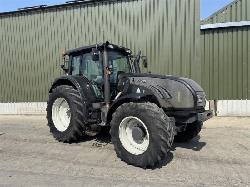 Valtra T163 Direct 50K *New Transmission* - Traktors: foto 1 Valtra T163 Direct 50K *New Transmission* - Traktors: foto 1