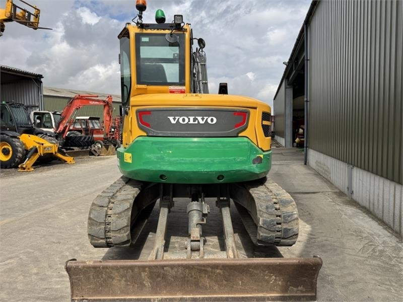 Volvo Volvo ECR88D Tracked Digger - Artikulētias pašizgāzējs: foto 5 Volvo Volvo ECR88D Tracked Digger - Artikulētias pašizgāzējs: foto 5