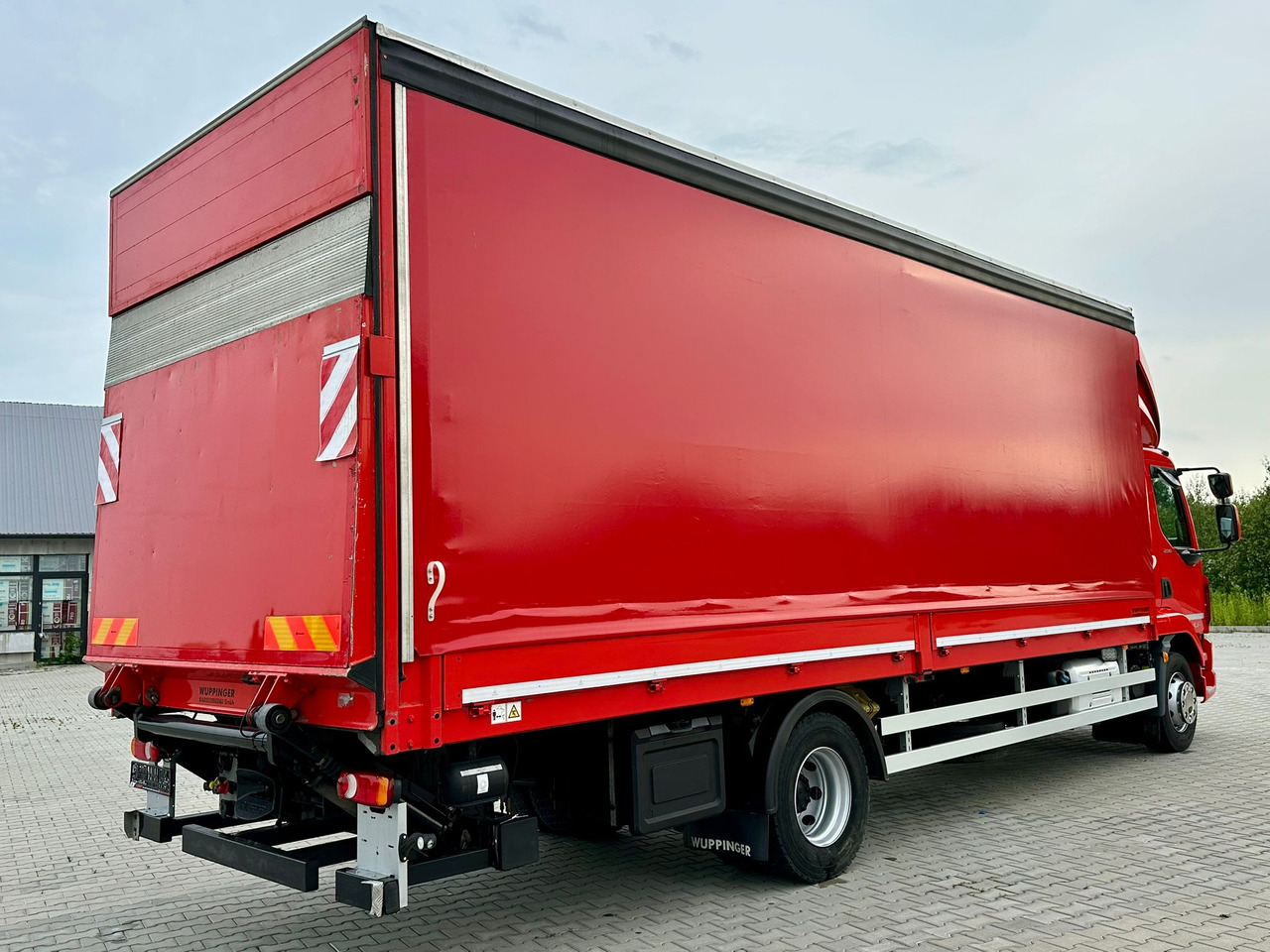 DAF LF 290 / BURTO - FIRANKA / 18 PALET / WINDA / 16 T DMC / SYPIALKA / 2020 ROK / SPROWADZONY - Kravas automašīna ar tentu: foto 4 DAF LF 290 / BURTO - FIRANKA / 18 PALET / WINDA / 16 T DMC / SYPIALKA / 2020 ROK / SPROWADZONY - Kravas automašīna ar tentu: foto 4