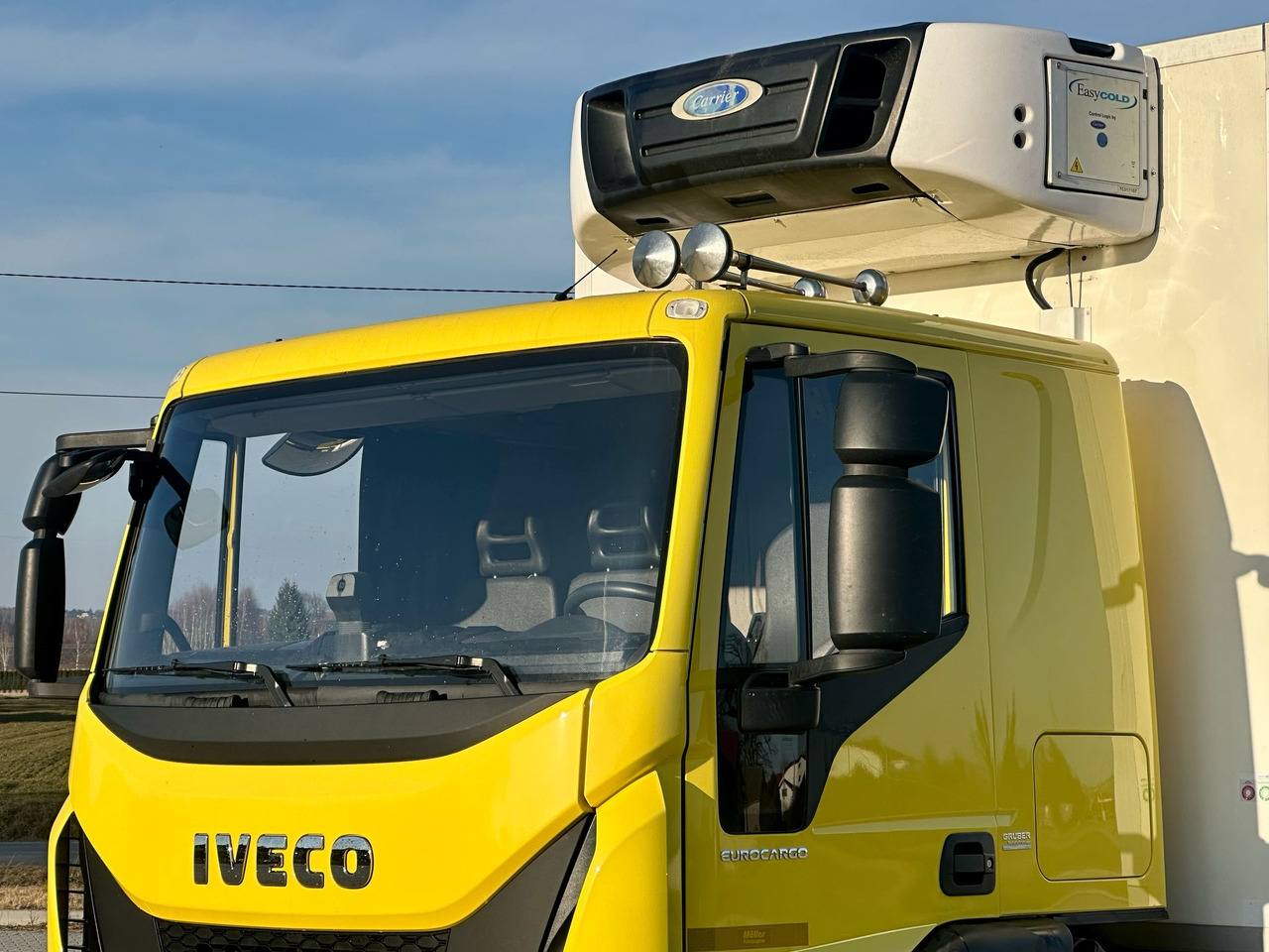 Kravas automašīna refrižerators IVECO EUROCARGO 160-280 / CHŁODNIA / 6.1 M DŁUGOŚCI / 15 EUROPALET / AUTOMAT / SYPIALKA / NISKI PRZEBIEG / 16 TON DMC / CARRIER SPALINOWO - ELEKTRYCZNY / 2018 ROK: foto 11 Kravas automašīna refrižerators IVECO EUROCARGO 160-280 / CHŁODNIA / 6.1 M DŁUGOŚCI / 15 EUROPALET / AUTOMAT / SYPIALKA / NISKI PRZEBIEG / 16 TON DMC / CARRIER SPALINOWO - ELEKTRYCZNY / 2018 ROK: foto 11