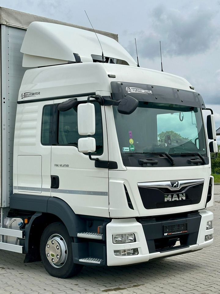 MAN TGL 12.250 / FIRANKA / 23 EUROPALETY / 9.5 M DŁUGOŚCI / NISKI PRZEBIEG / SYPIALKA / 2020 ROK - Kravas automašīna ar tentu: foto 5 MAN TGL 12.250 / FIRANKA / 23 EUROPALETY / 9.5 M DŁUGOŚCI / NISKI PRZEBIEG / SYPIALKA / 2020 ROK - Kravas automašīna ar tentu: foto 5