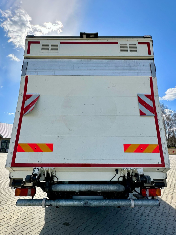 MAN TGX 18.360 / CHŁODNIA / WINDA / AUTOMAT / 19 EUROPALET / THERMO KING / SYPIALKA / SPROWADZONY - Kravas automašīna refrižerators: foto 5 MAN TGX 18.360 / CHŁODNIA / WINDA / AUTOMAT / 19 EUROPALET / THERMO KING / SYPIALKA / SPROWADZONY - Kravas automašīna refrižerators: foto 5
