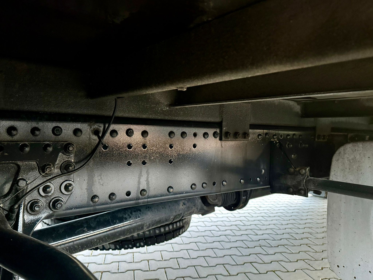 MAN TGX 18.400 / FIRANKA / KONTENER / NISKI PRZEBIEG / EURO 6 / AUTOMAT / SYPIALKA / 2016 ROK līzingu MAN TGX 18.400 / FIRANKA / KONTENER / NISKI PRZEBIEG / EURO 6 / AUTOMAT / SYPIALKA / 2016 ROK: foto 17