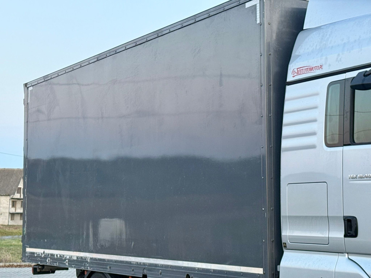 MAN TGX 18.400 / FIRANKA / KONTENER / NISKI PRZEBIEG / EURO 6 / AUTOMAT / SYPIALKA / 2016 ROK līzingu MAN TGX 18.400 / FIRANKA / KONTENER / NISKI PRZEBIEG / EURO 6 / AUTOMAT / SYPIALKA / 2016 ROK: foto 15