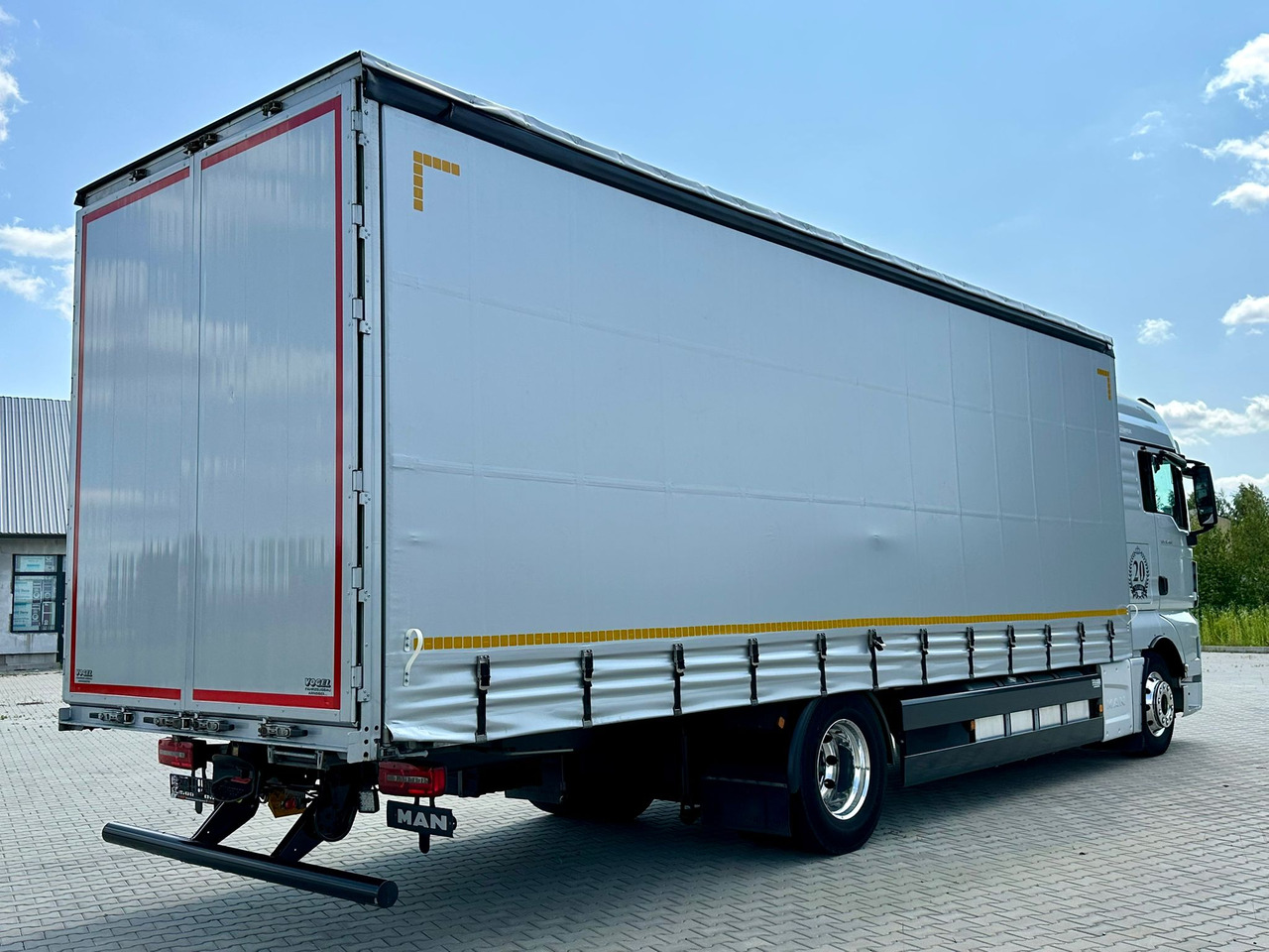 MAN TGX 18.460 / FIRANKA / 20 EUROPALET / ALUSY / SKÓRY / 260 TYS KM / 2019 ROK / Z NIEMIEC - Kravas automašīna ar tentu: foto 3 MAN TGX 18.460 / FIRANKA / 20 EUROPALET / ALUSY / SKÓRY / 260 TYS KM / 2019 ROK / Z NIEMIEC - Kravas automašīna ar tentu: foto 3
