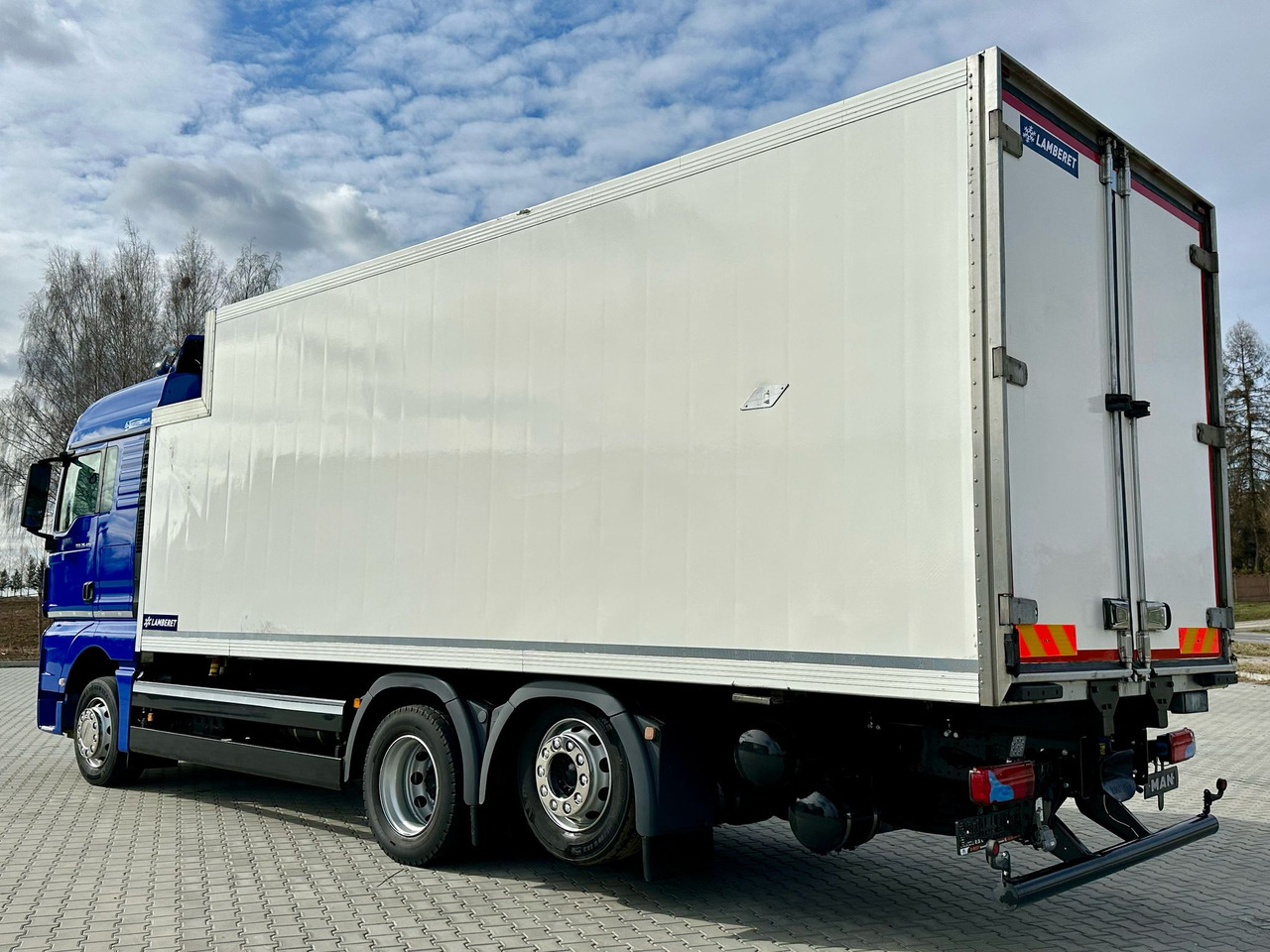 MAN TGX 26.420 / CHŁODNIA / LAMBERET / 18 EUROPALET / 6x2 / 2017 ROK / SYPIALKA - Kravas automašīna refrižerators: foto 5 MAN TGX 26.420 / CHŁODNIA / LAMBERET / 18 EUROPALET / 6x2 / 2017 ROK / SYPIALKA - Kravas automašīna refrižerators: foto 5