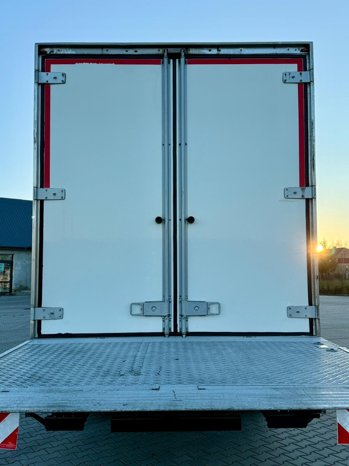 MERCEDES-BENZ ACTROS 1840 / CHŁODNIA / WINDA / 15 EUROPALET / 6.10 M DŁUGOŚCI / DUŻA KABINA / AUTOMAT / SPROWADZONY / SERWISOWANY / EURO 6 - Kravas automašīna refrižerators: foto 5 MERCEDES-BENZ ACTROS 1840 / CHŁODNIA / WINDA / 15 EUROPALET / 6.10 M DŁUGOŚCI / DUŻA KABINA / AUTOMAT / SPROWADZONY / SERWISOWANY / EURO 6 - Kravas automašīna refrižerators: foto 5