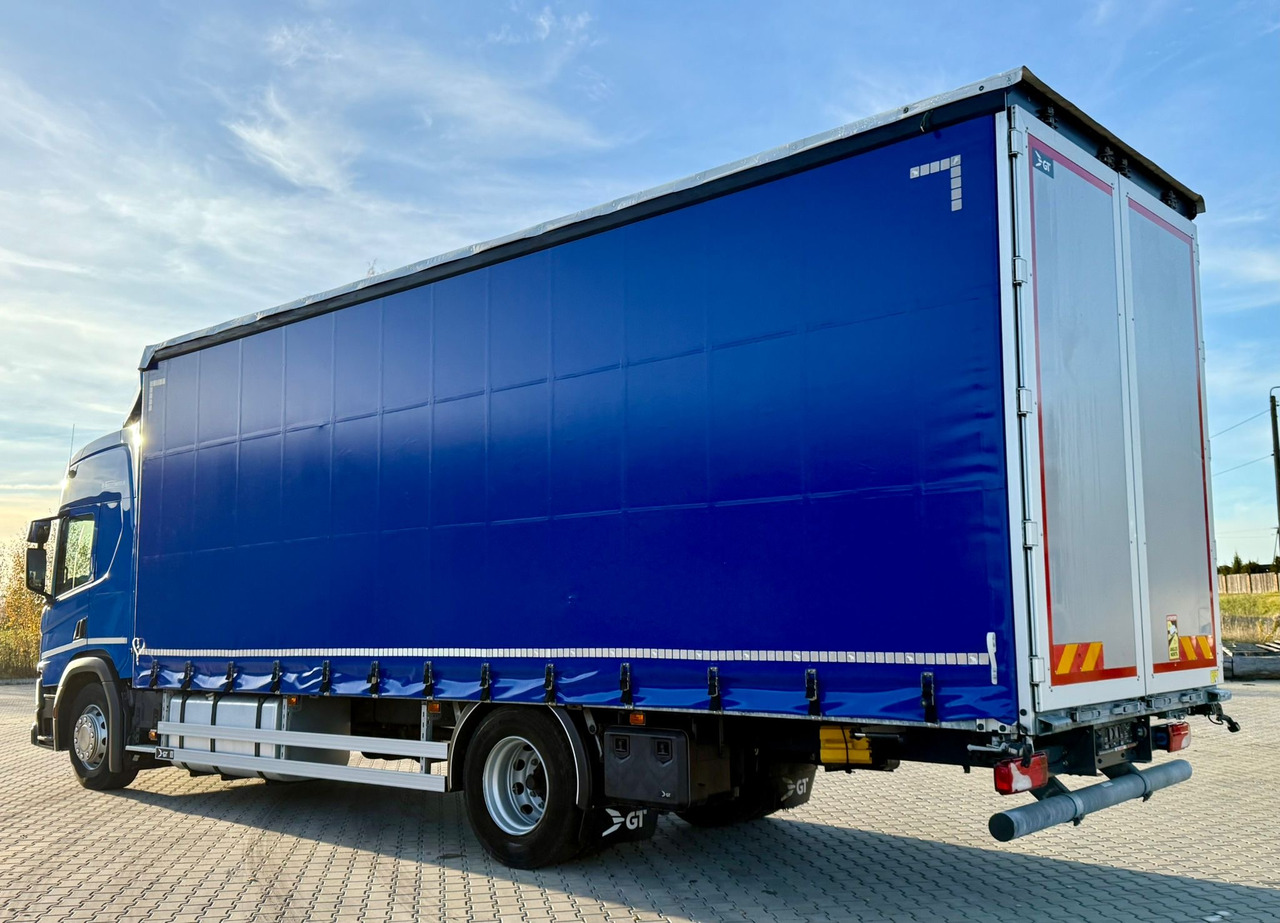 SCANIA P280 / FIRANKA / 20 EUROPALET / 220 TYŚ KM / 2022 ROK / SYPIALKA - Kravas automašīna ar tentu: foto 4 SCANIA P280 / FIRANKA / 20 EUROPALET / 220 TYŚ KM / 2022 ROK / SYPIALKA - Kravas automašīna ar tentu: foto 4