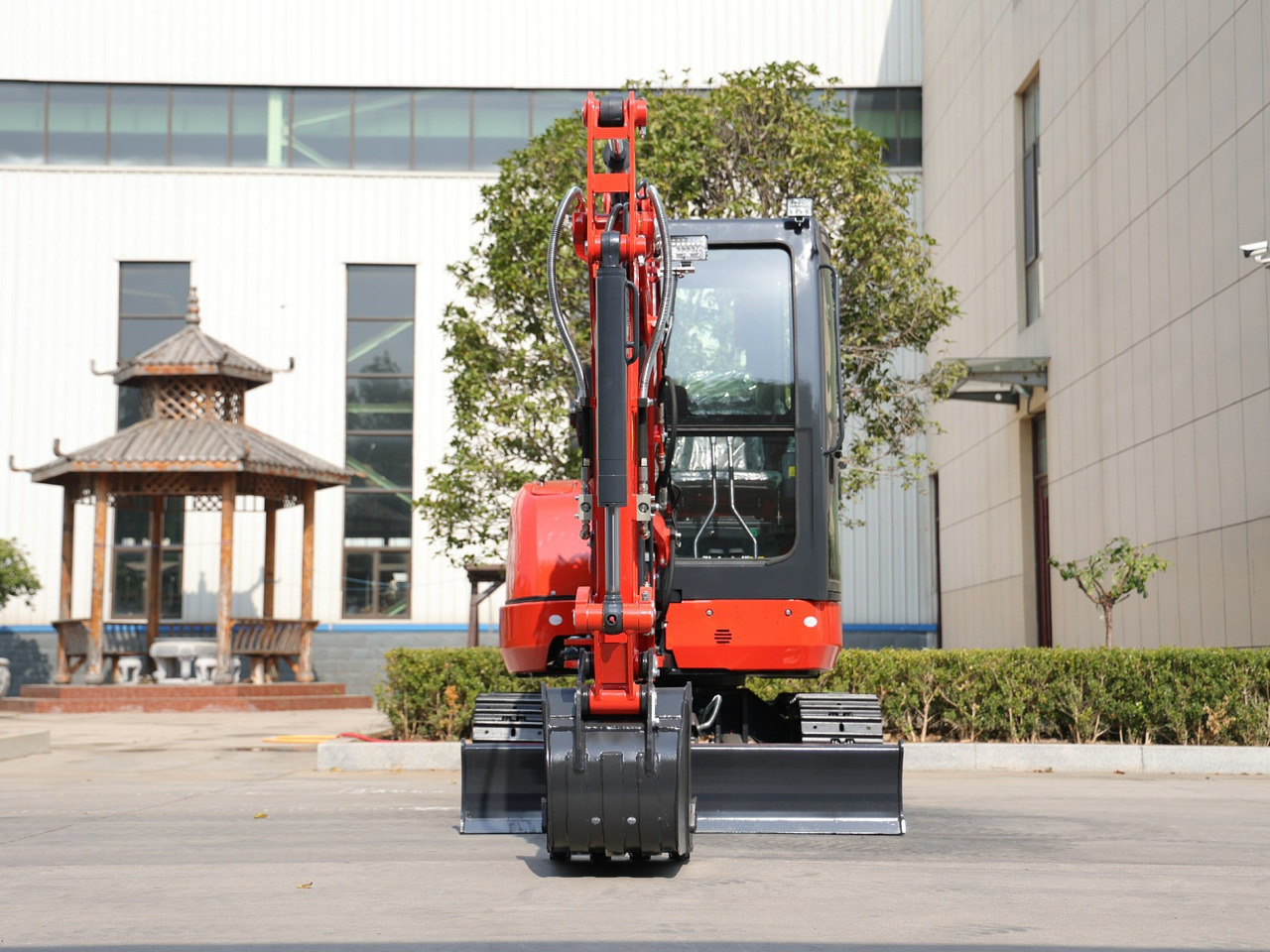 KUBOTA Diesel Mini excavator 3.5 Ton - Müller Machinery MB 35 Plus - VKSH - Mini-ekskavators: foto 2 KUBOTA Diesel Mini excavator 3.5 Ton - Müller Machinery MB 35 Plus - VKSH - Mini-ekskavators: foto 2