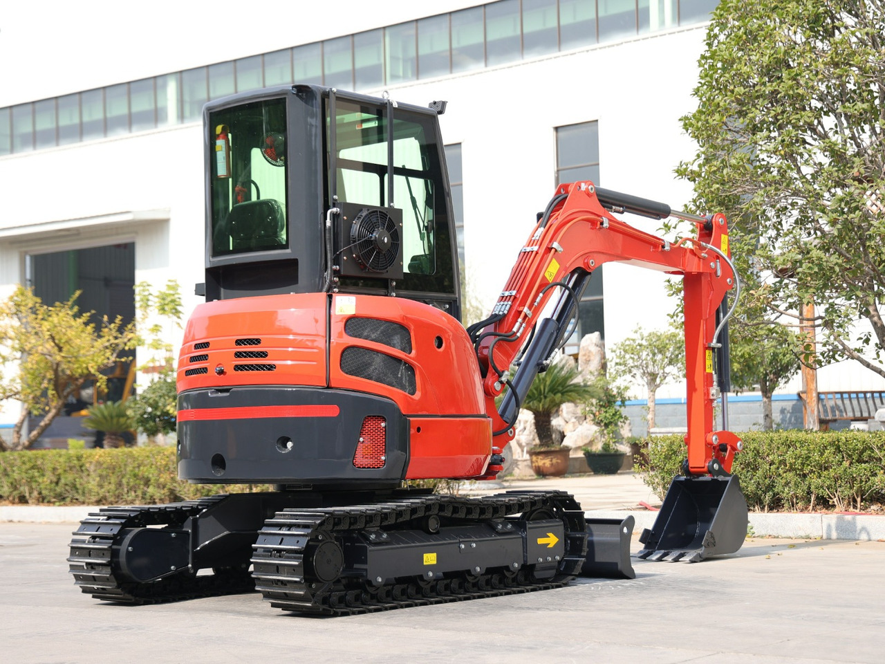 KUBOTA Diesel Mini excavator 3.5 Ton - Müller Machinery MB 35 Plus - VKSH - Mini-ekskavators: foto 5 KUBOTA Diesel Mini excavator 3.5 Ton - Müller Machinery MB 35 Plus - VKSH - Mini-ekskavators: foto 5