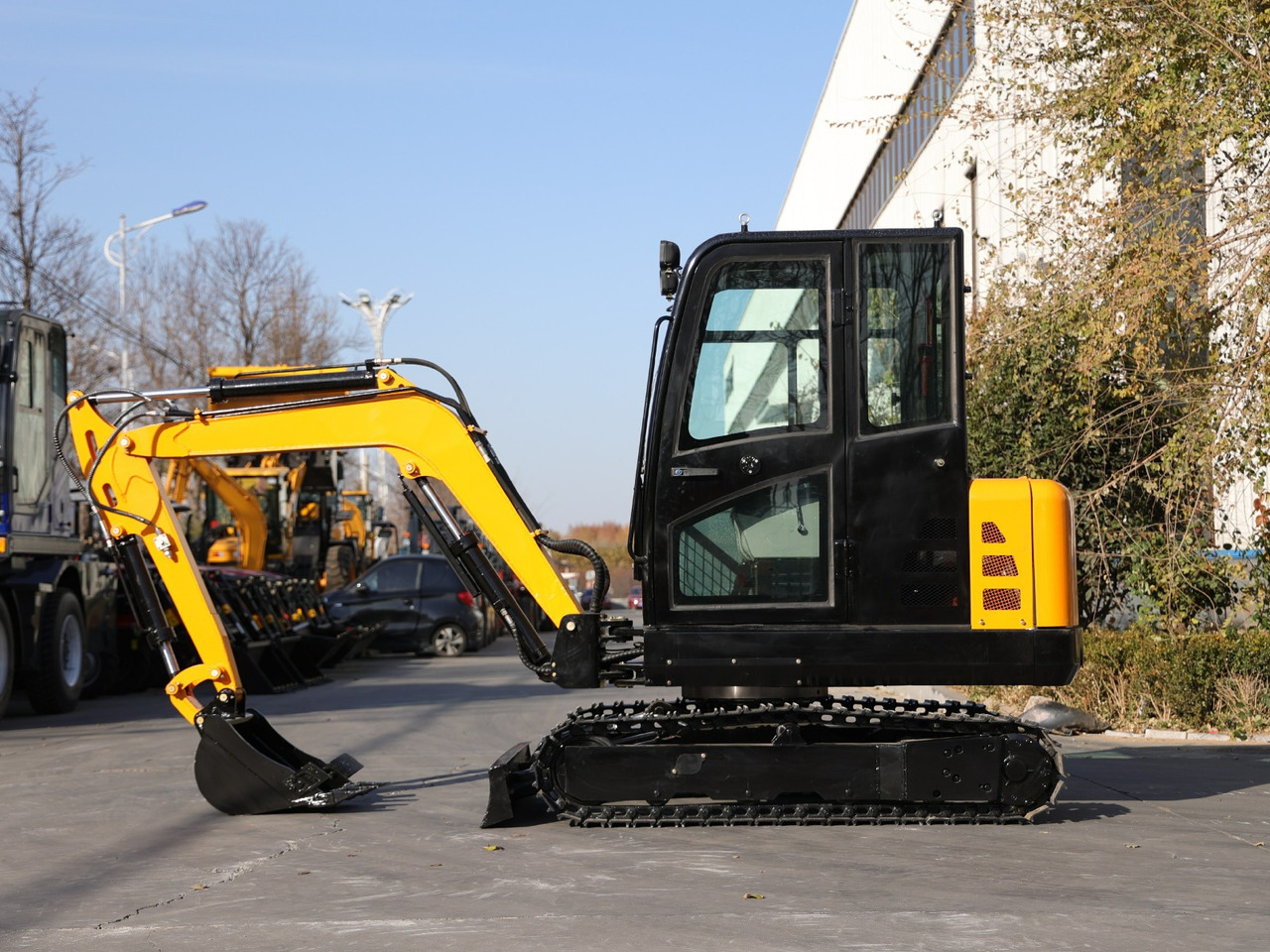 KUBOTA Diesel Mini excavator 3.5 Ton - Müller Machinery MB 35 - VKSH - Mini-ekskavators: foto 2 KUBOTA Diesel Mini excavator 3.5 Ton - Müller Machinery MB 35 - VKSH - Mini-ekskavators: foto 2