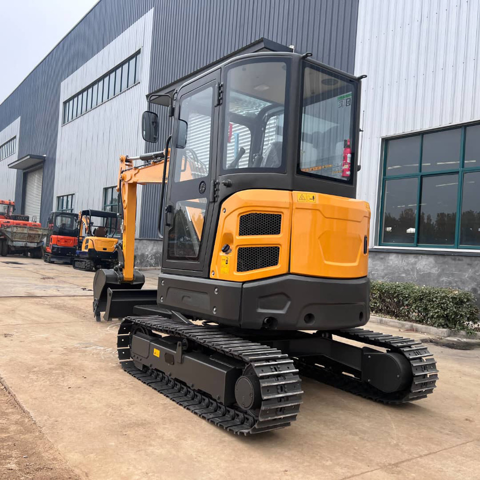 KUBOTA Diesel Mini excavator 4 Ton - Müller Machinery MB 40 Plus - VKSH - Mini-ekskavators: foto 3 KUBOTA Diesel Mini excavator 4 Ton - Müller Machinery MB 40 Plus - VKSH - Mini-ekskavators: foto 3
