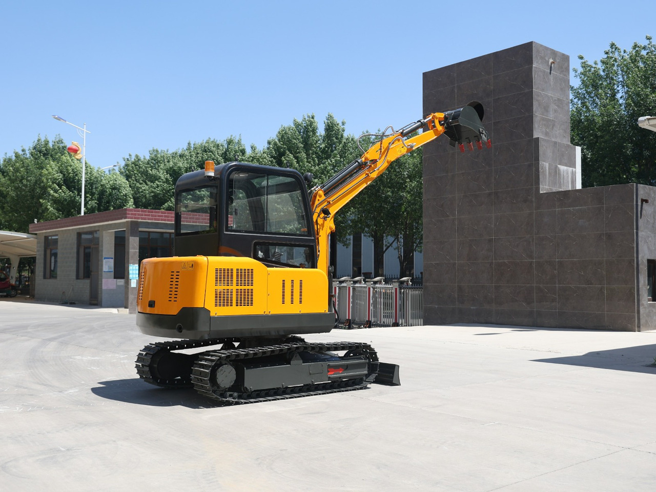 KUBOTA Diesel Mini excavator 4 ton - Müller Machinery MB 40 - VKSH - Mini-ekskavators: foto 4 KUBOTA Diesel Mini excavator 4 ton - Müller Machinery MB 40 - VKSH - Mini-ekskavators: foto 4