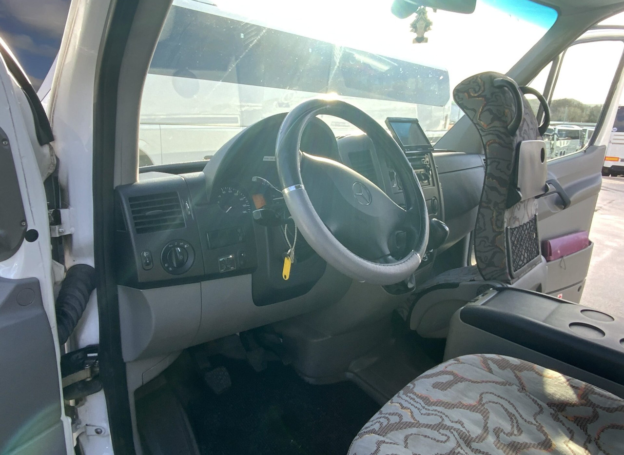 Mercedes-Benz 519 CDI Sprinter - Mikroautobuss, Pasažieru furgons: foto 3 Mercedes-Benz 519 CDI Sprinter - Mikroautobuss, Pasažieru furgons: foto 3