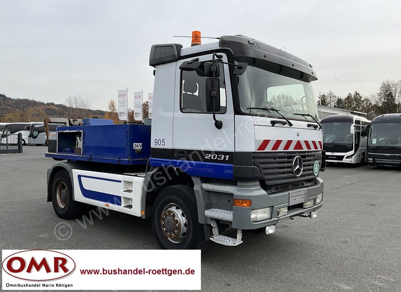 Mercedes-Benz Actros 2031 Abschlepper - Auto evakuators: foto 1 Mercedes-Benz Actros 2031 Abschlepper - Auto evakuators: foto 1