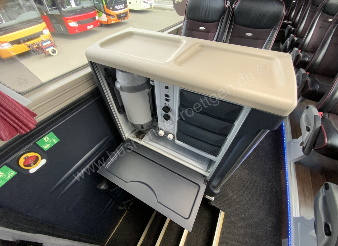 Starppilsētu autobuss Neoplan Cityliner: foto 14