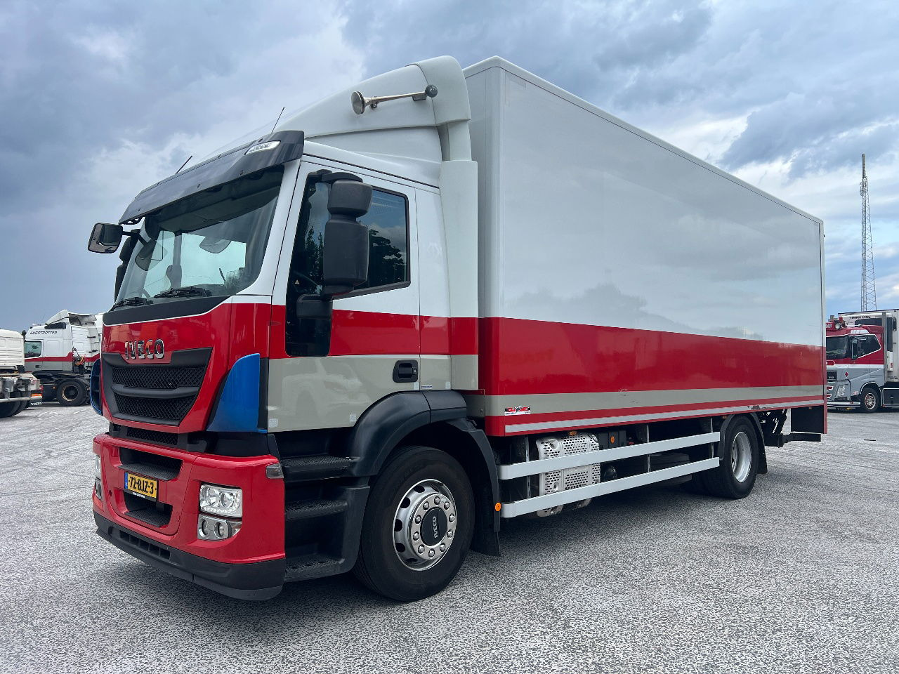 Iveco Stralis 310 AD, 19Ton, Euro 6 - Kravas automašīna ar slēgto virsbūvi: foto 1 Iveco Stralis 310 AD, 19Ton, Euro 6 - Kravas automašīna ar slēgto virsbūvi: foto 1
