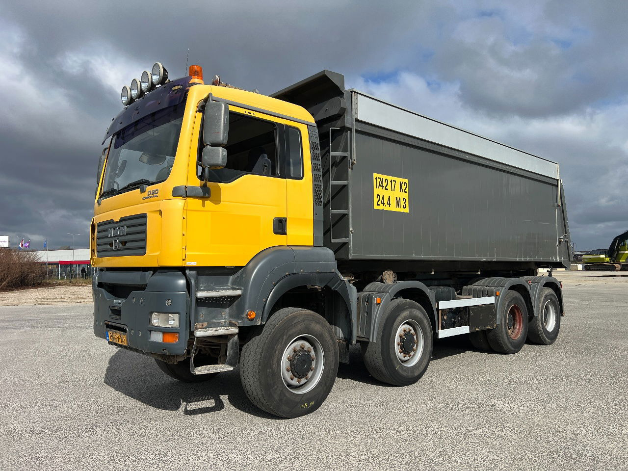 MAN TGA 41.430 TGA 39.430 8x8, full steel, Manual - Kravas automašīna pašizgāzējs: foto 2 MAN TGA 41.430 TGA 39.430 8x8, full steel, Manual - Kravas automašīna pašizgāzējs: foto 2