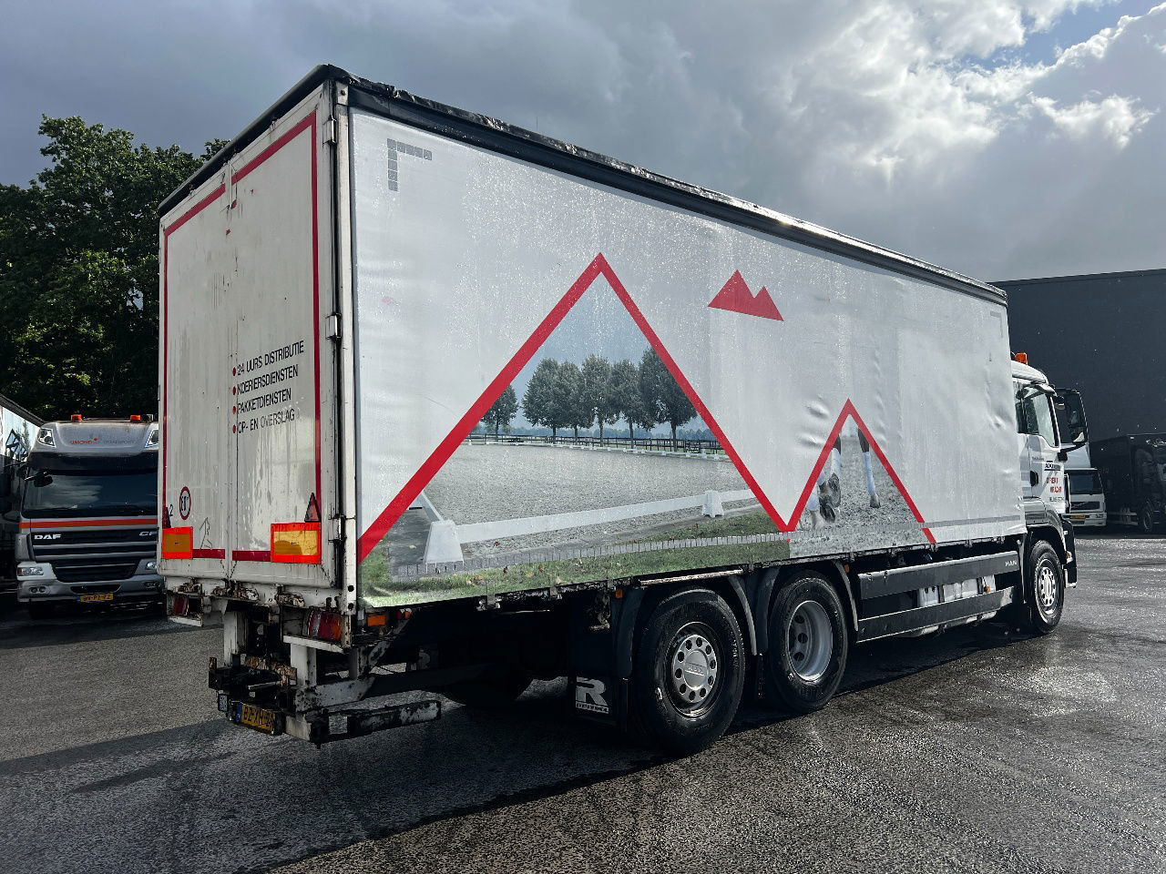 MAN TGS 26.400 6x2, Euro 5 - Kravas automašīna ar tentu: foto 3 MAN TGS 26.400 6x2, Euro 5 - Kravas automašīna ar tentu: foto 3