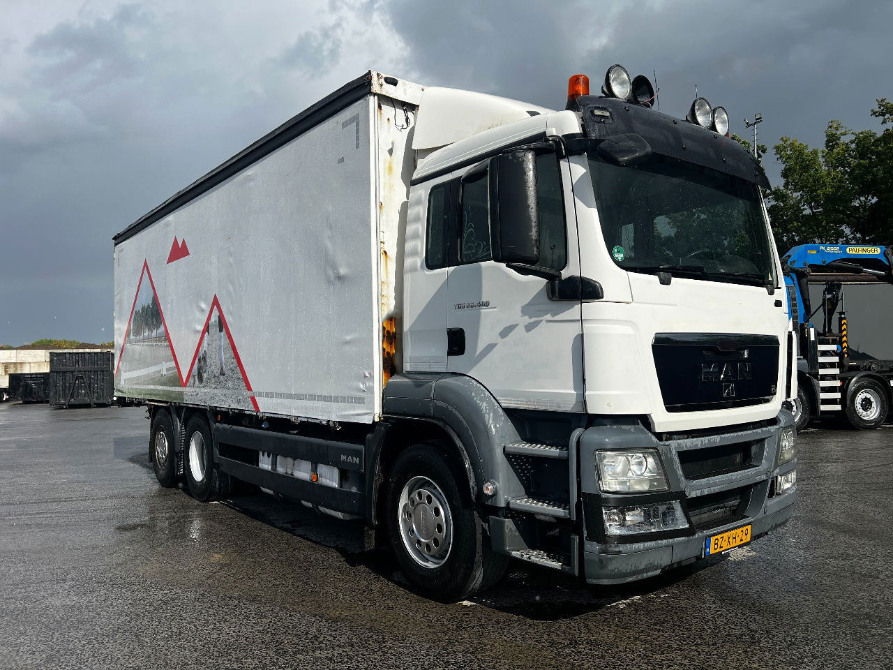 MAN TGS 26.400 6x2, Euro 5 - Kravas automašīna ar tentu: foto 2 MAN TGS 26.400 6x2, Euro 5 - Kravas automašīna ar tentu: foto 2