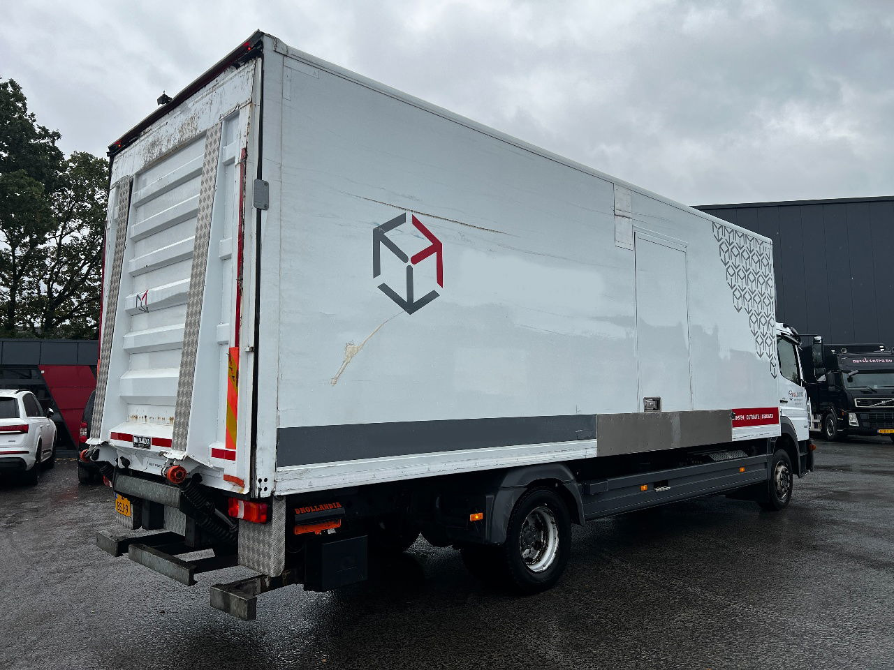 Mercedes-Benz Atego 1218 Euro 6, Full steel suspension - Kravas automašīna ar slēgto virsbūvi: foto 3 Mercedes-Benz Atego 1218 Euro 6, Full steel suspension - Kravas automašīna ar slēgto virsbūvi: foto 3
